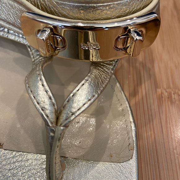 COAHC Kitten Heels Gold Sandals - Picture 2 of 6